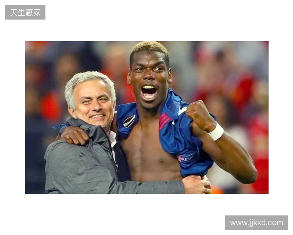 曼联名宿埃尔文：卢克-肖非常适合左中卫，他本赛季太出色了