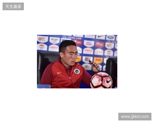 浙江球迷质疑:李提香还有油为什么要放走?明年准备吃散伙饭了? 浙江球迷质疑:李提香还有油为什么要放走?明年准备吃散伙饭了?