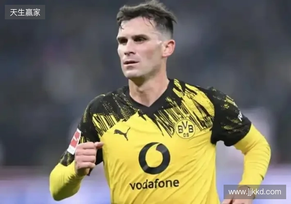 TA:布莱顿签格罗斯的转会费略低于200万欧元,有100万欧奖金 TA:布莱顿签格罗斯的转会费略低于200万欧元,有100万欧奖金