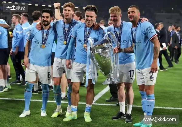 结束9年蓝月生涯？跟队：B席或自由身离开，曼城关注安德森