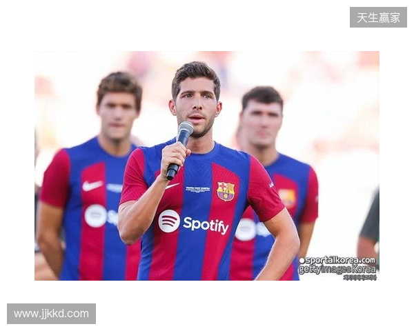 莫雷托：莱奥已就闹脾气向米兰全队道歉，他今夏仍可能离队