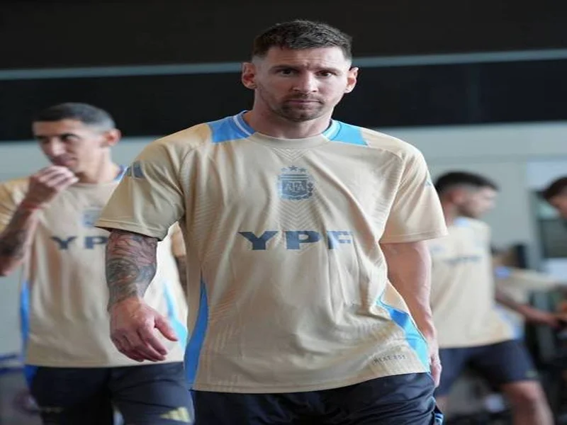 梅西社媒晒全套足球装备：MLS决赛前的最后一次训练